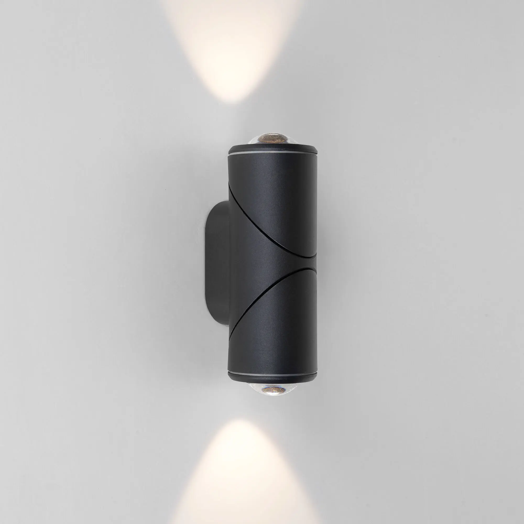 Уличный настенный поворотный светильник GIRA D LED IP54 черный Elektrostandard 35127/D
