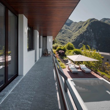 Уличный настенный светодиодный светильник Mantra Andes 8152 &mdash; svetrussia.ru