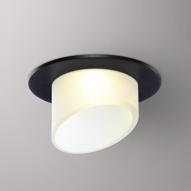 Встраиваемый светильник Novotech Spot Lirio 370896 &mdash; svetrussia.ru