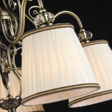 Потолочная люстра Maytoni Vintage ARM420-05-R &mdash; svetrussia.ru